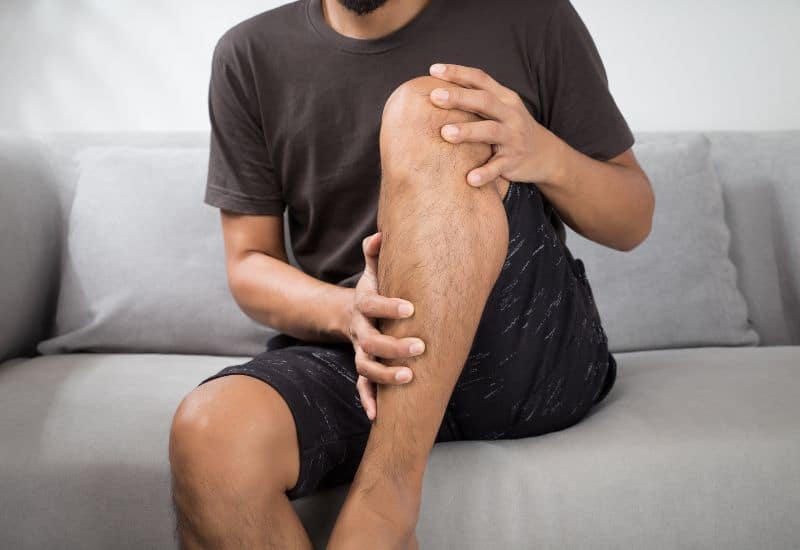 Building Muscle While Healing: Strategies for Recovery from a Leg Injury Weybridge